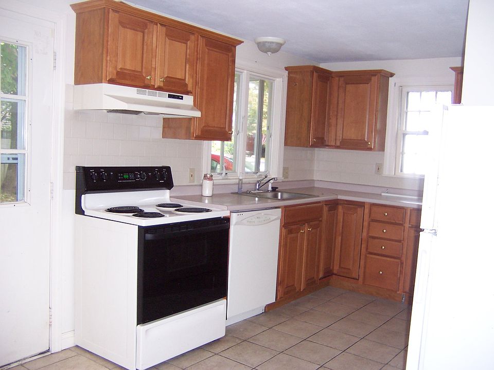 1st image of 15 Hines Ct Unit 7