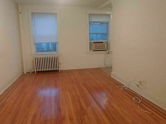4th image of 122 Atlantic Ave #4
