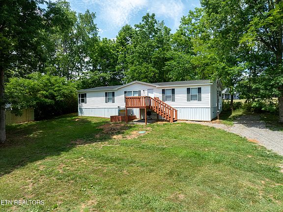 2nd image of 4533 Wildwood Rd