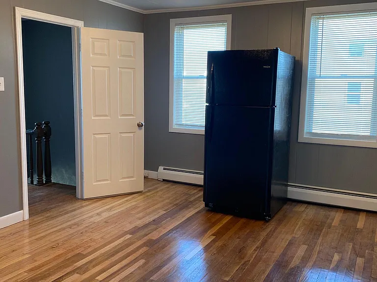79 Buffinton St #2 — Photo 3