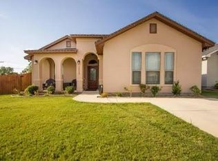 1014 Avenue H, Poteet, TX 78065