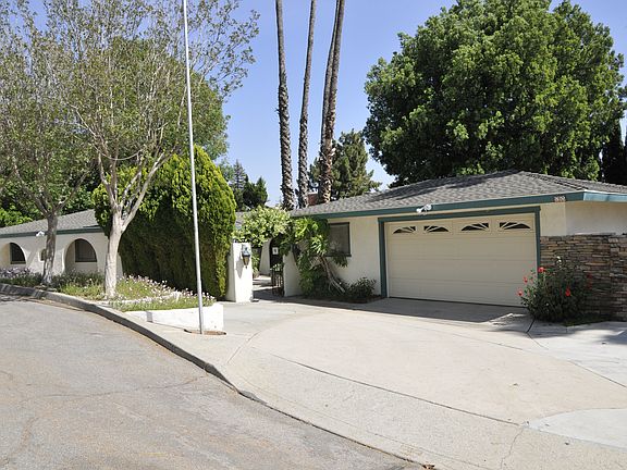 3-Car Garage + RV Parking