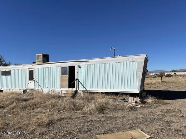 3845 Elm St, Silver Springs, NV 89429