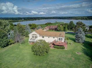 N847 Lake View Dr, Reeseville, WI 53579