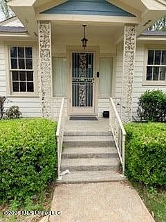3rd image of 301 W Harding Ave