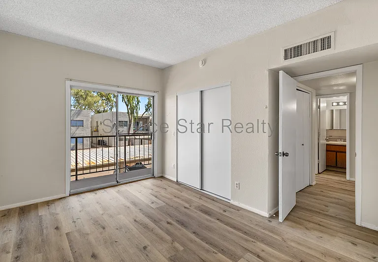 2807 E Le Marche Ave #203 — Photo 13