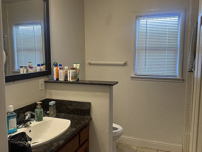 3342 E Harvard Ave — Photo 3