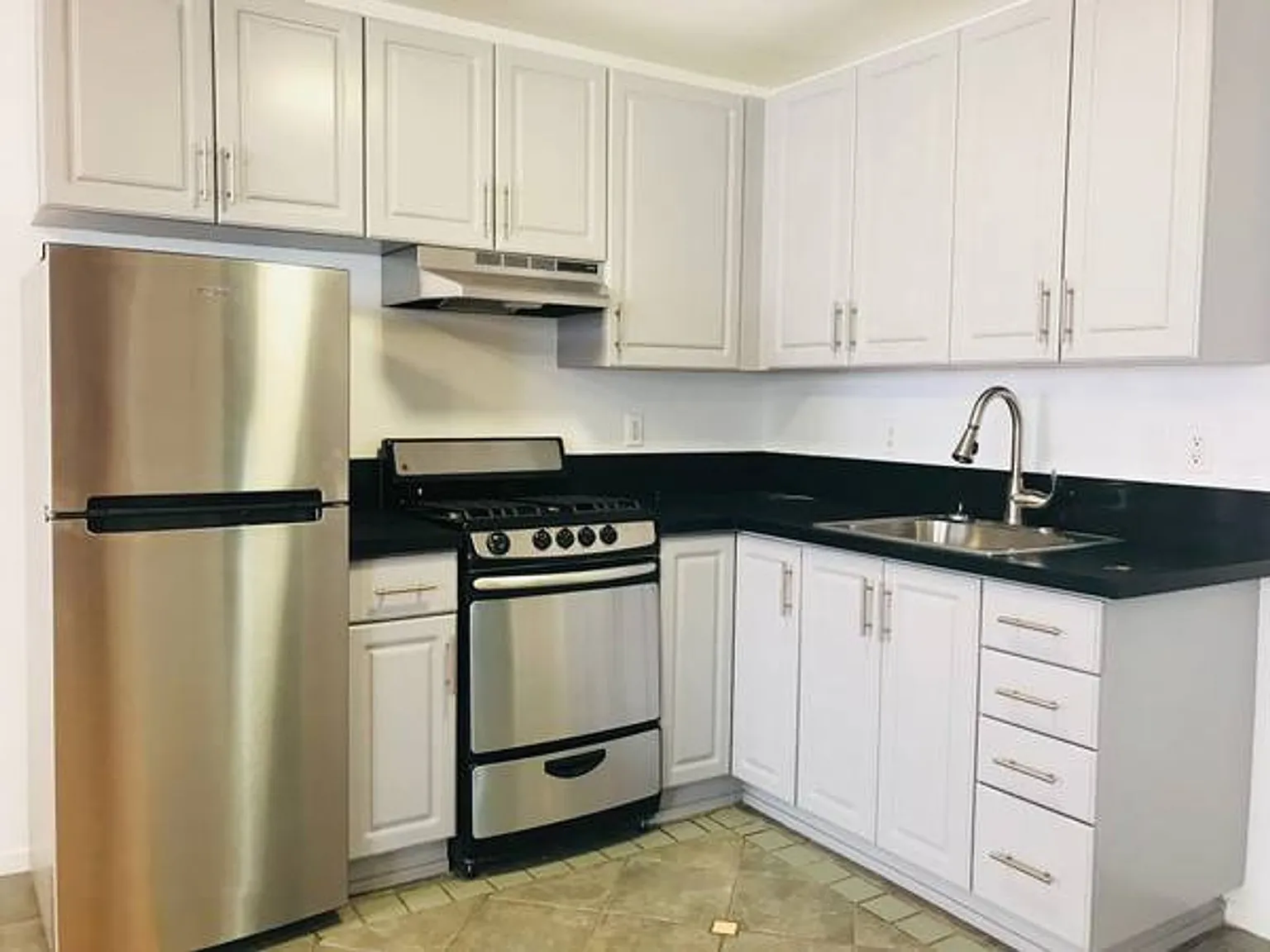 Hilltop Lofts — Photo 1