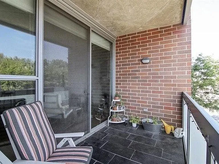 1228 Emerson St #206 — Photo 9
