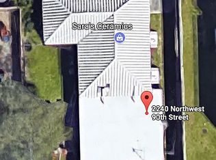 2240 NW 90th St, Miami, FL 33147