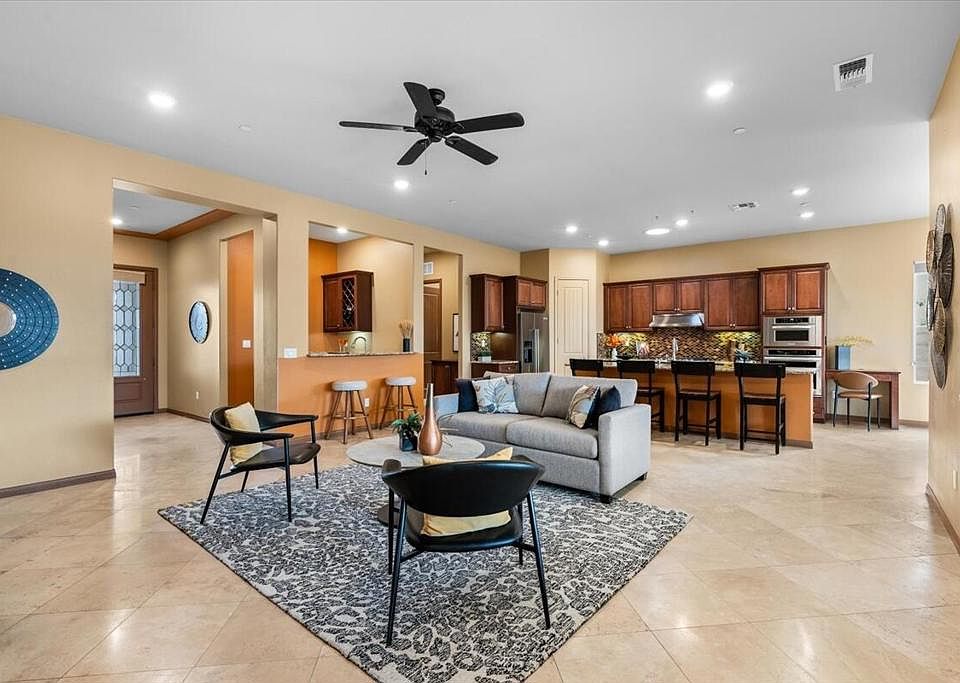 1st image of 39225 Camino Las Hoyes