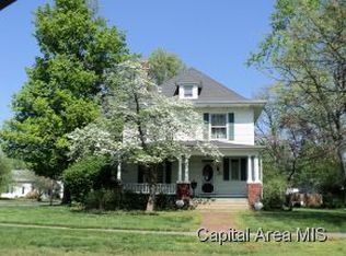 331 W Holden St, Virden, IL 62690