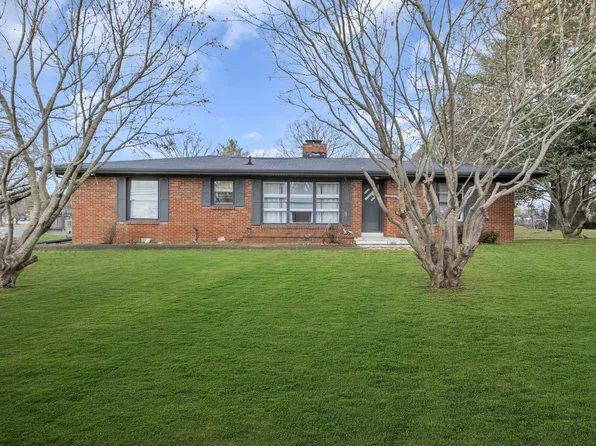 508 Church St, Lafayette, TN 37083