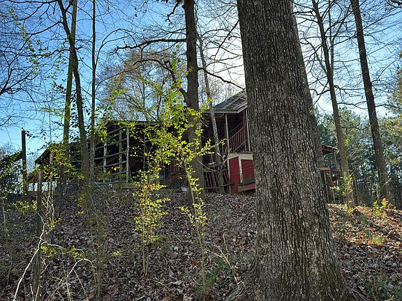 3rd image of 252 County Road 745