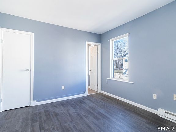 3rd image of 27 Beacon Street