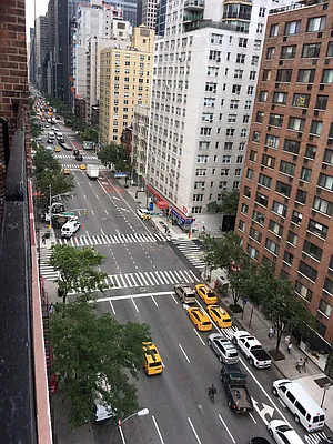 Rented by Solil Management | media 7