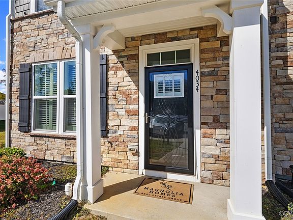 4th image of 4034 Grove Point Dr