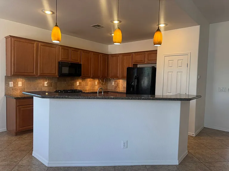 10404 Bays Mountain Ave — Photo 16