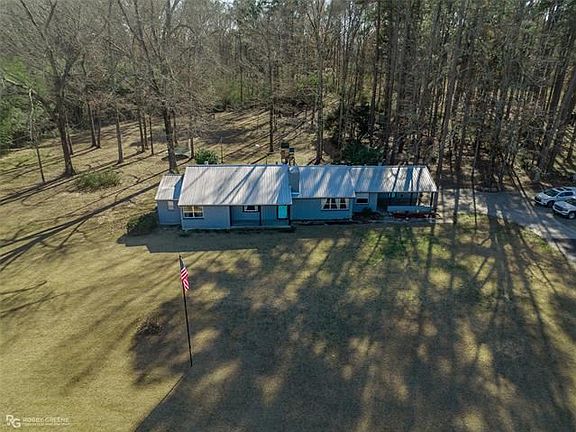 2nd image of 4925 Old Mooringsport Rd