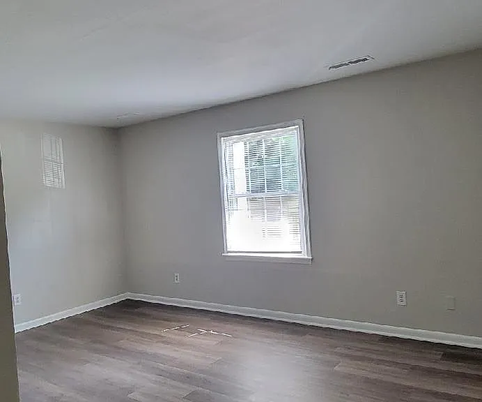 111 Bowman Ave #4 — Photo 10