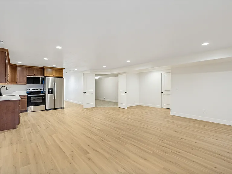 315 E 1150 N — Photo 4