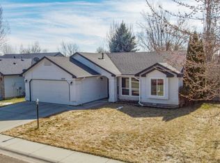 10747 W Hazelwood Dr, Star, ID 83669