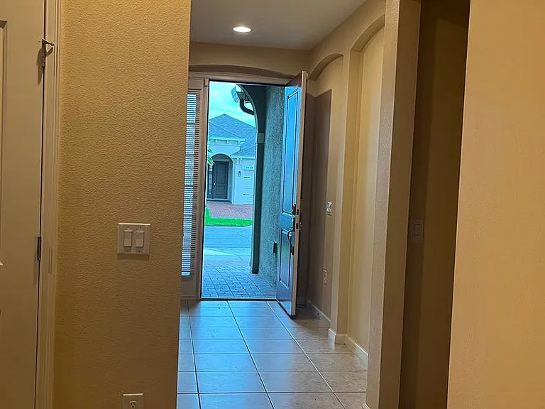 2229 Rush Bay Way — Photo 4