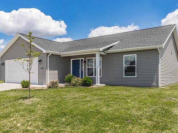 2nd image of 15235 Shakespeare Dr