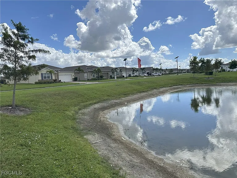 1401 Remington Trace Dr — Photo 5