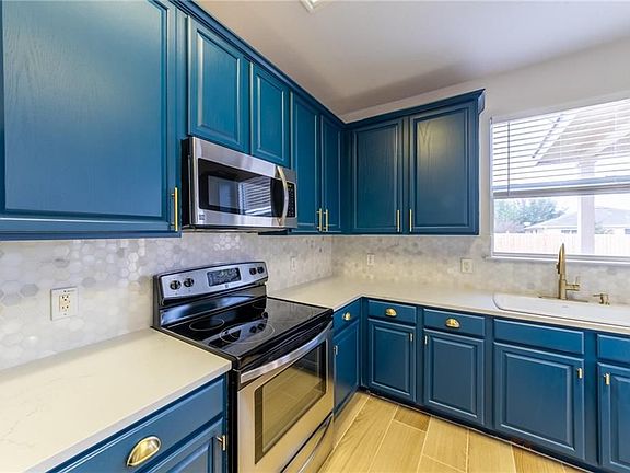 4th image of 12700 Paloma Blanca Way