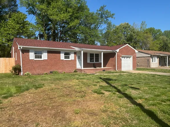 473 Blanche Dr W, Chesapeake, VA 23323