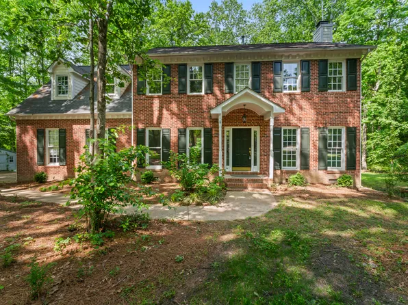 4041 Brook Cross Dr, Apex, NC 27539