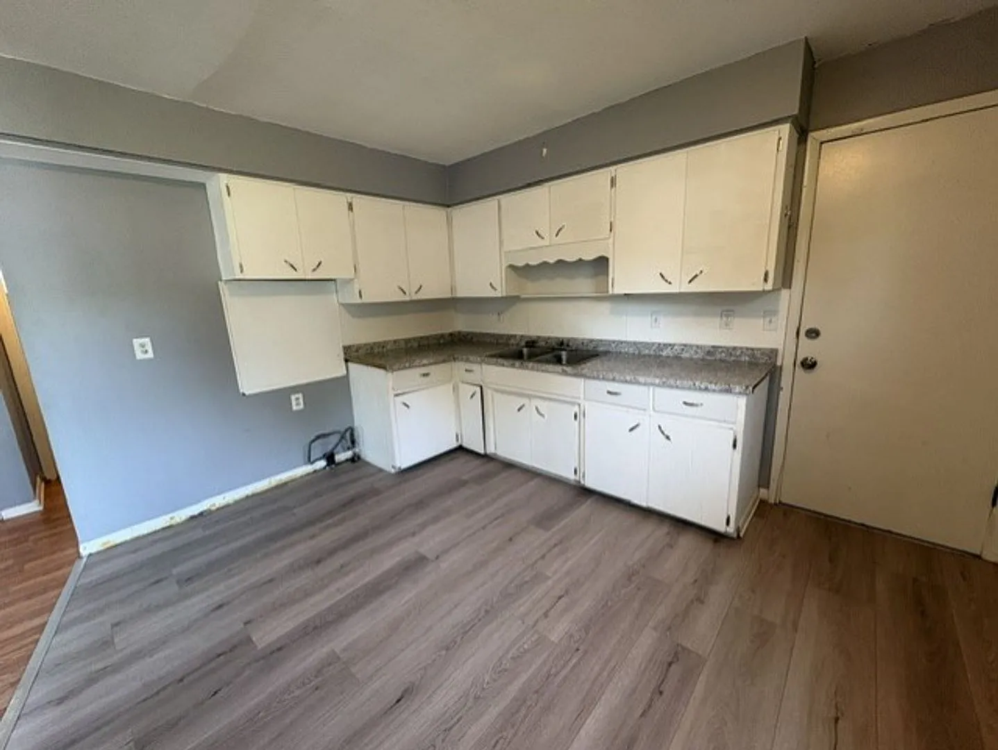 Affordable 2-Bedroom Ranch-Style Home with Full Basement — Photo 3