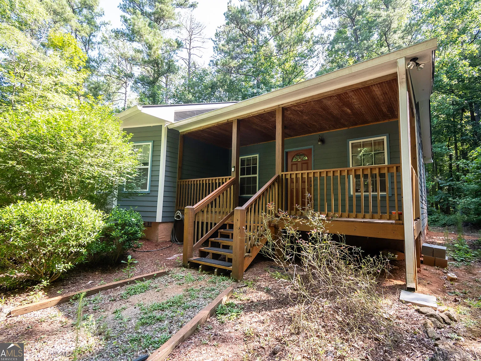 2 bed, 2.0 bath, 3044 sqft, $1,700 — Photo 3