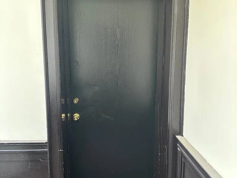 4354 W Washington Blvd #301 — Photo 3