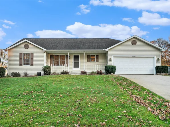 59202 Fairwind Dr, Elkhart, IN 46517