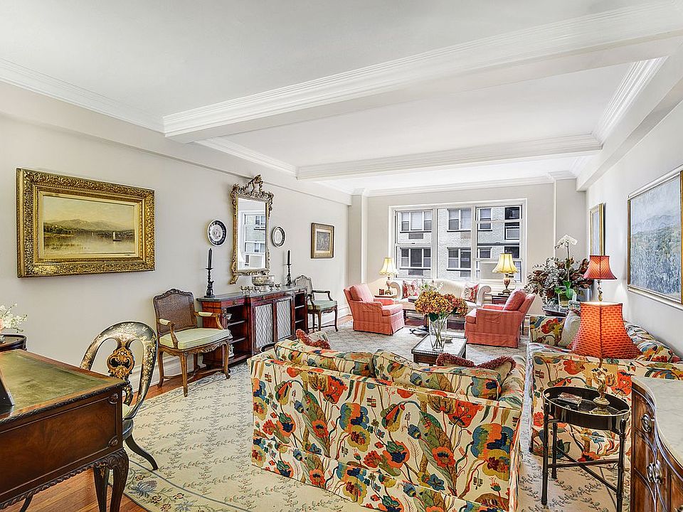 1st image of 400 E 52nd St APT 4D