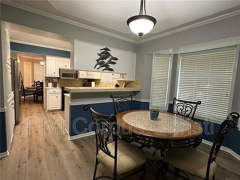 7421 Lake Neuchatel Dr — Photo 8
