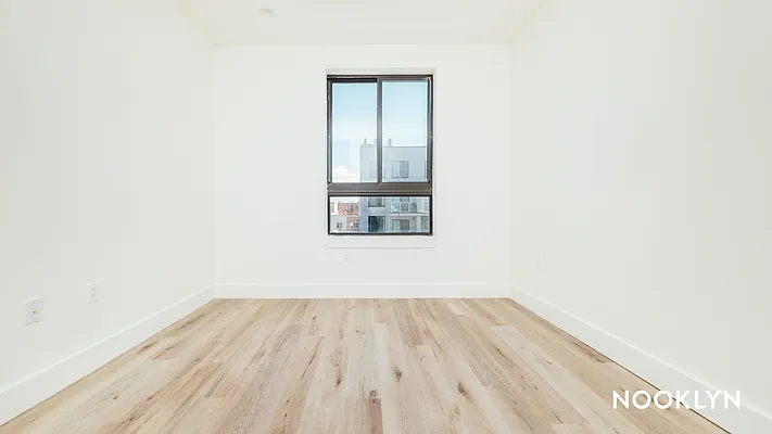 Rented by Nooklyn NYC LLC | media 4