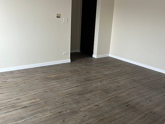 3rd image of 9040 Kennedy Ct #3