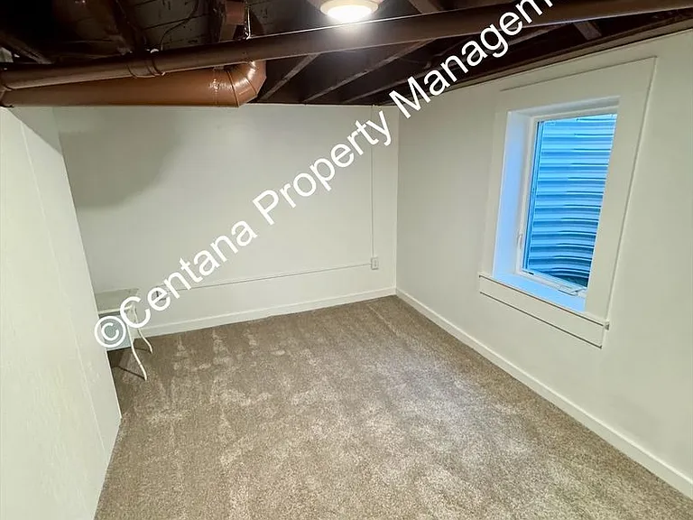 1107 Lewisohn St — Photo 13