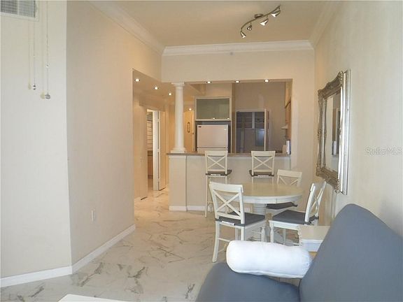 5th image of 100 4th Ave S APT 404