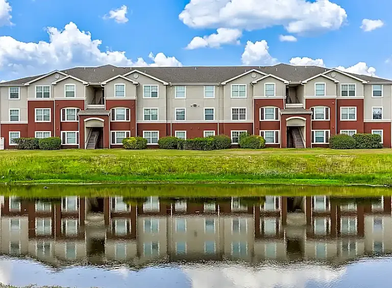 Kimberly Pointe Apartments — Photo 3