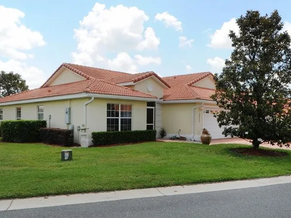 5035 Harbour Dr, Oxford, FL 34484