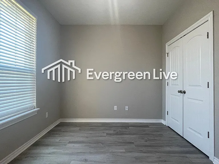 12700 NW 5th St — Photo 13
