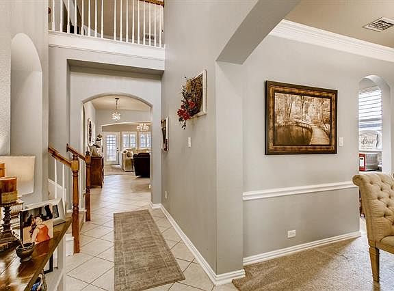 4th image of 2305 Falls View Dr