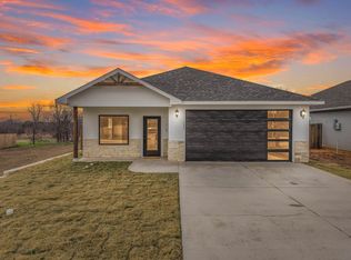 704 S Ivy St, Hillsboro, TX 76645