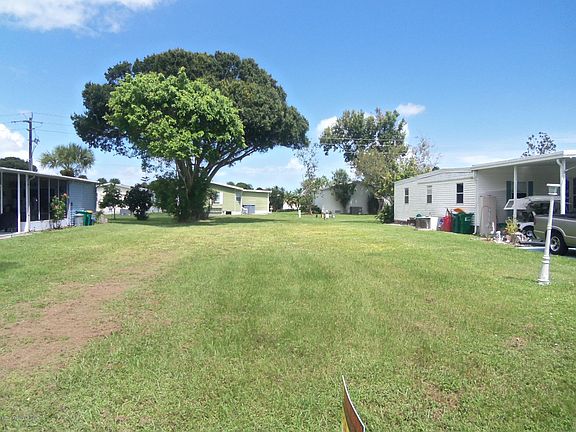 3rd image of 610 Barefoot Blvd