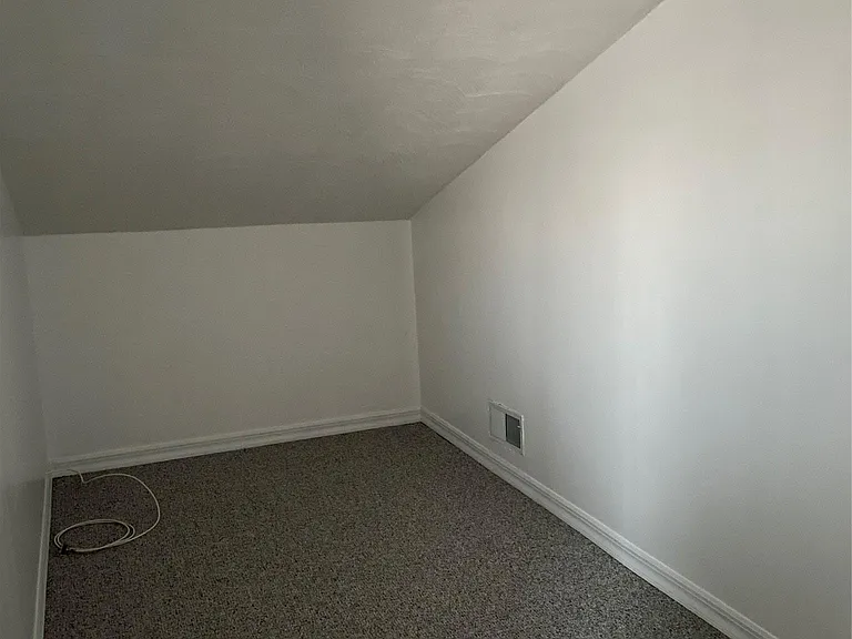 244 Beach Breeze Pl #B — Photo 6