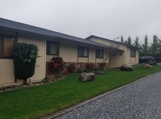 15517 Middletown Park Dr, Redding, CA 96001